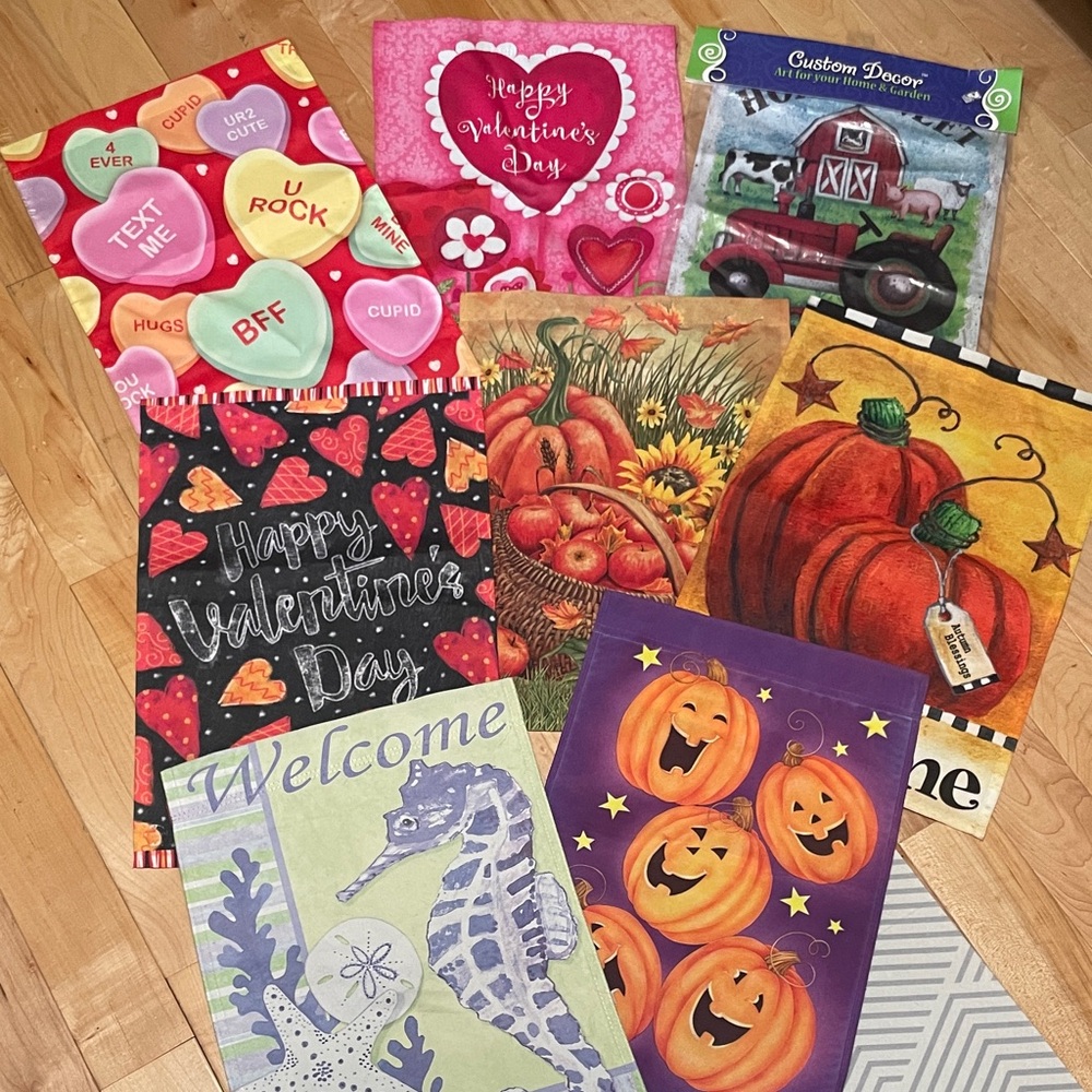 Set of 8 Decorative Garden Flags -Hearts, Pumpkins & More